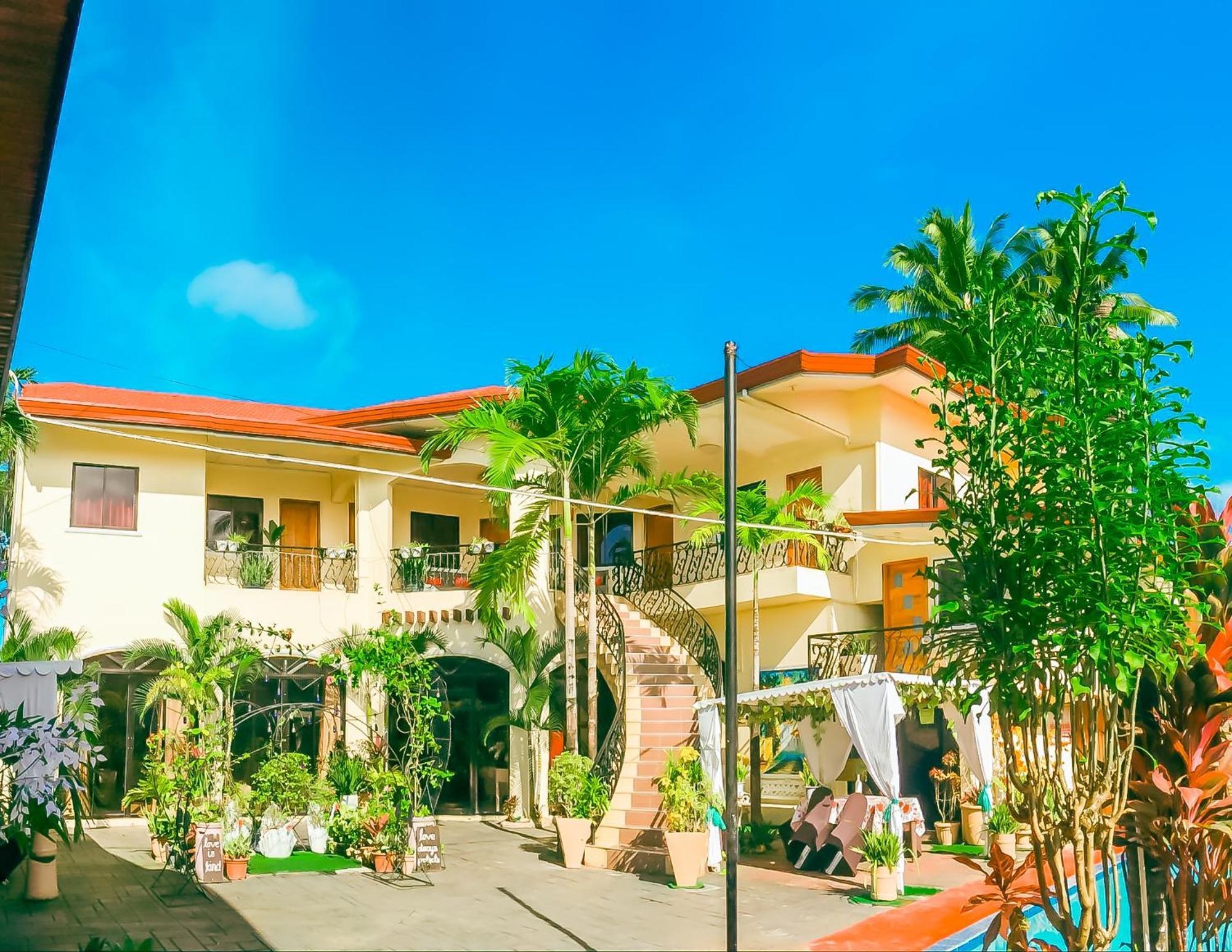Ladolcevita Inland Resort Cabadbaran Bagian luar foto